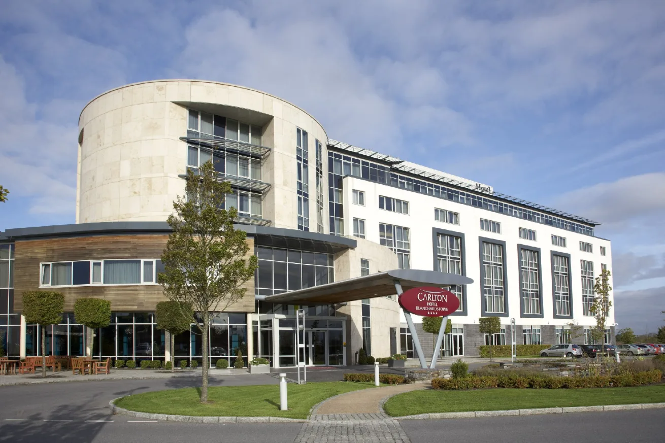 Carlton Hotel